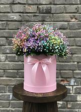 Цветочная композиция из Гипсофила и Розы в шляпной коробке в Морозовке