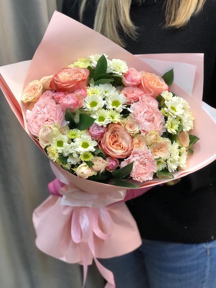 Букет цветов из: Гвоздики, Розы и Хризантемы в Морозовке