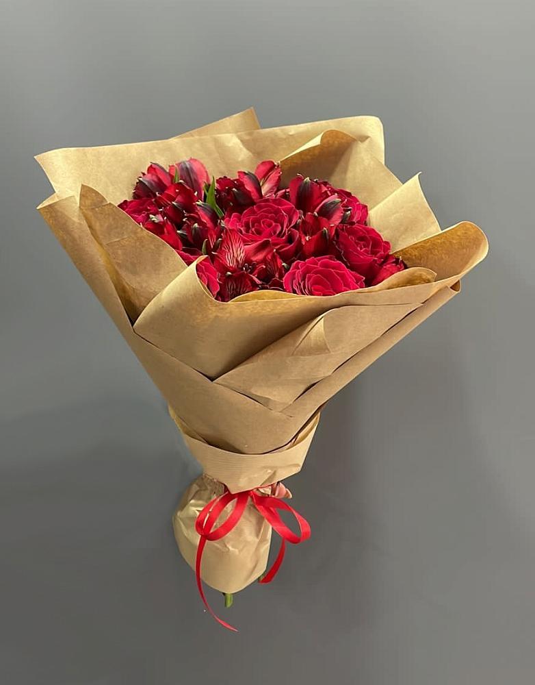 Букет цветов из: Альстромерии и Розы в Морозовке