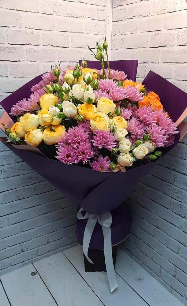 Букет цветов из: Хризантемы и Розы в Морозовке
