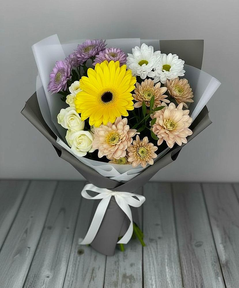 Букет цветов из: Розы, Герберы и Хризантемы в Морозовке