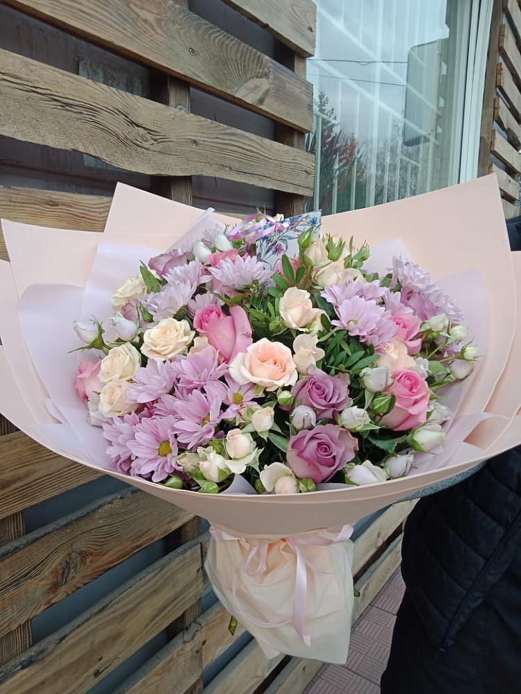 Букет цветов из: Розы и Хризантемы в Морозовке