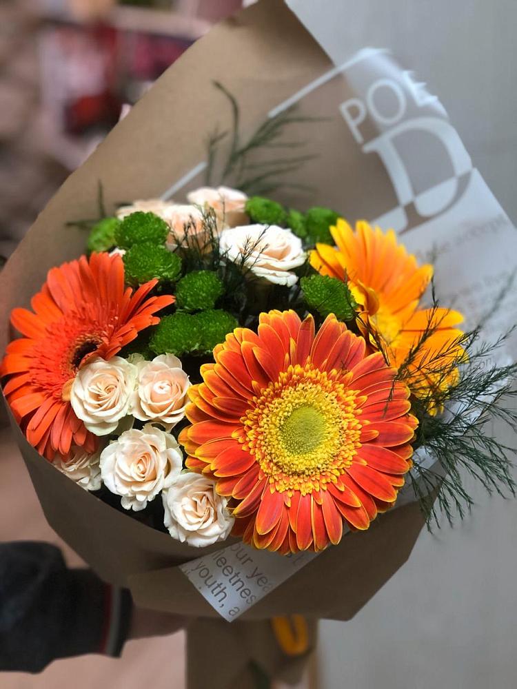 Букет цветов из: Герберы, Хризантемы и Розы в Морозовке